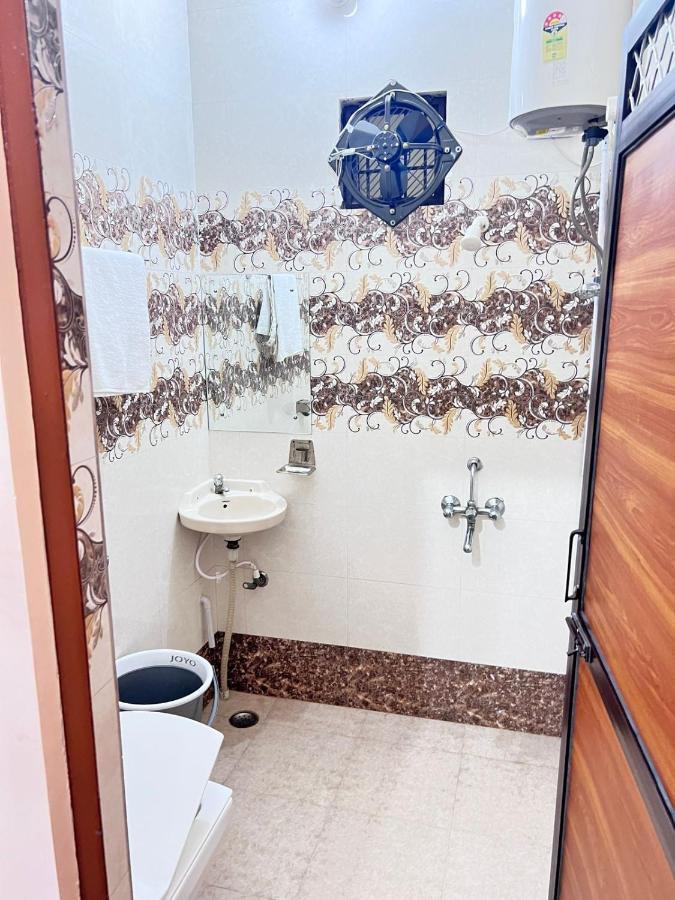 The Orchid Villa Homestay - Walkable Distance From Taj Mahal Agra  Luaran gambar